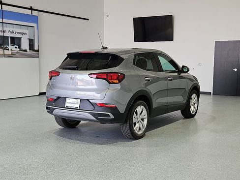 Used 2024 Buick Encore GX Preferred AWD/4WD image 8