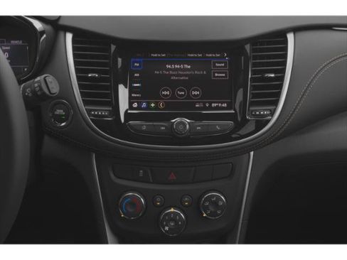 Used 2020 Chevrolet Trax LT w/ LT Convenience Package FWD image 13