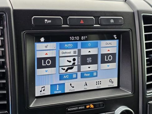 Used 2018 Ford Expedition Limited RWD image 18