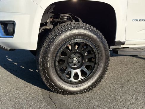 Used 2016 Chevrolet Colorado Z71 image 9