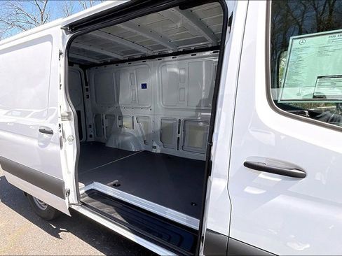 New 2025 Mercedes-Benz Sprinter 2500 image 5