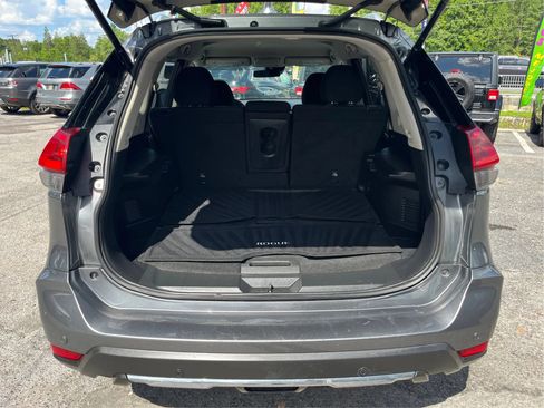 Used 2020 Nissan Rogue SV AWD/4WD image 12