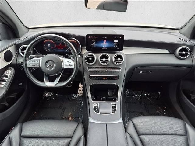 Used 2022 Mercedes-Benz GLC 300 4MATIC Coupe image 18