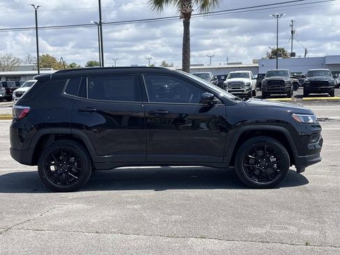 New 2026 Jeep Compass Latitude AWD/4WD image 6