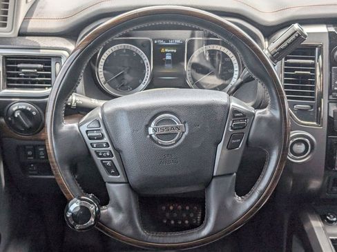 Used 2017 Nissan Titan Platinum Reserve RWD image 12