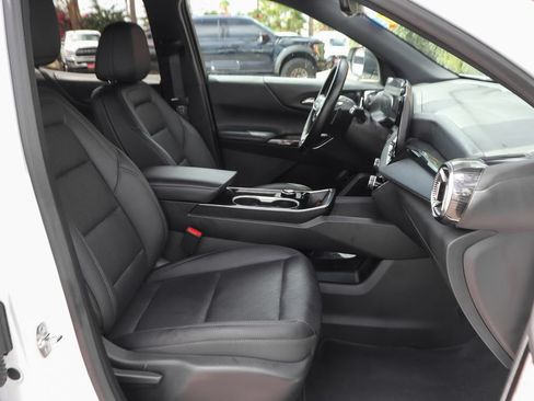 Used 2026 Chevrolet Equinox LT w/ Convenience Package II AWD/4WD image 35