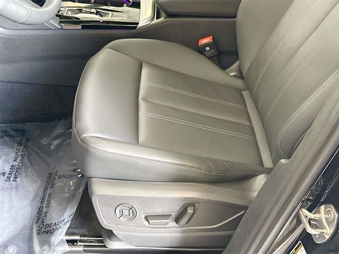 Certified 2025 Audi Q5 Premium w/ Convenience Package AWD/4WD image 20