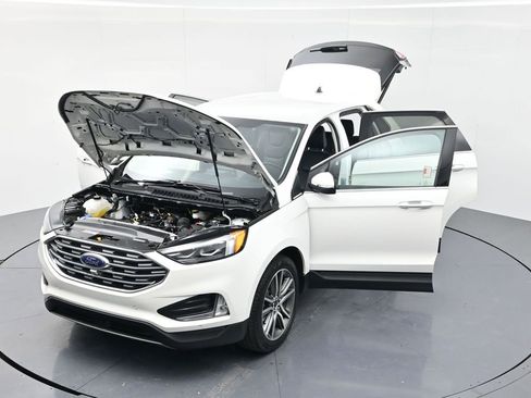 Used 2024 Ford Edge Titanium w/ Equipment Group 301A AWD/4WD image 54