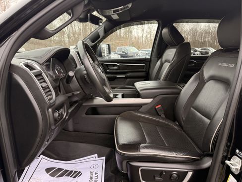 Used 2024 RAM 1500 Laramie image 11