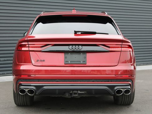 Used 2021 Audi SQ8 Prestige w/ Prestige Package image 6
