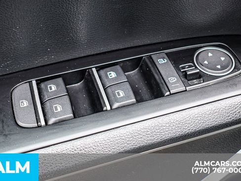 Used 2025 Kia Soul LX w/ LX Technology Package image 46