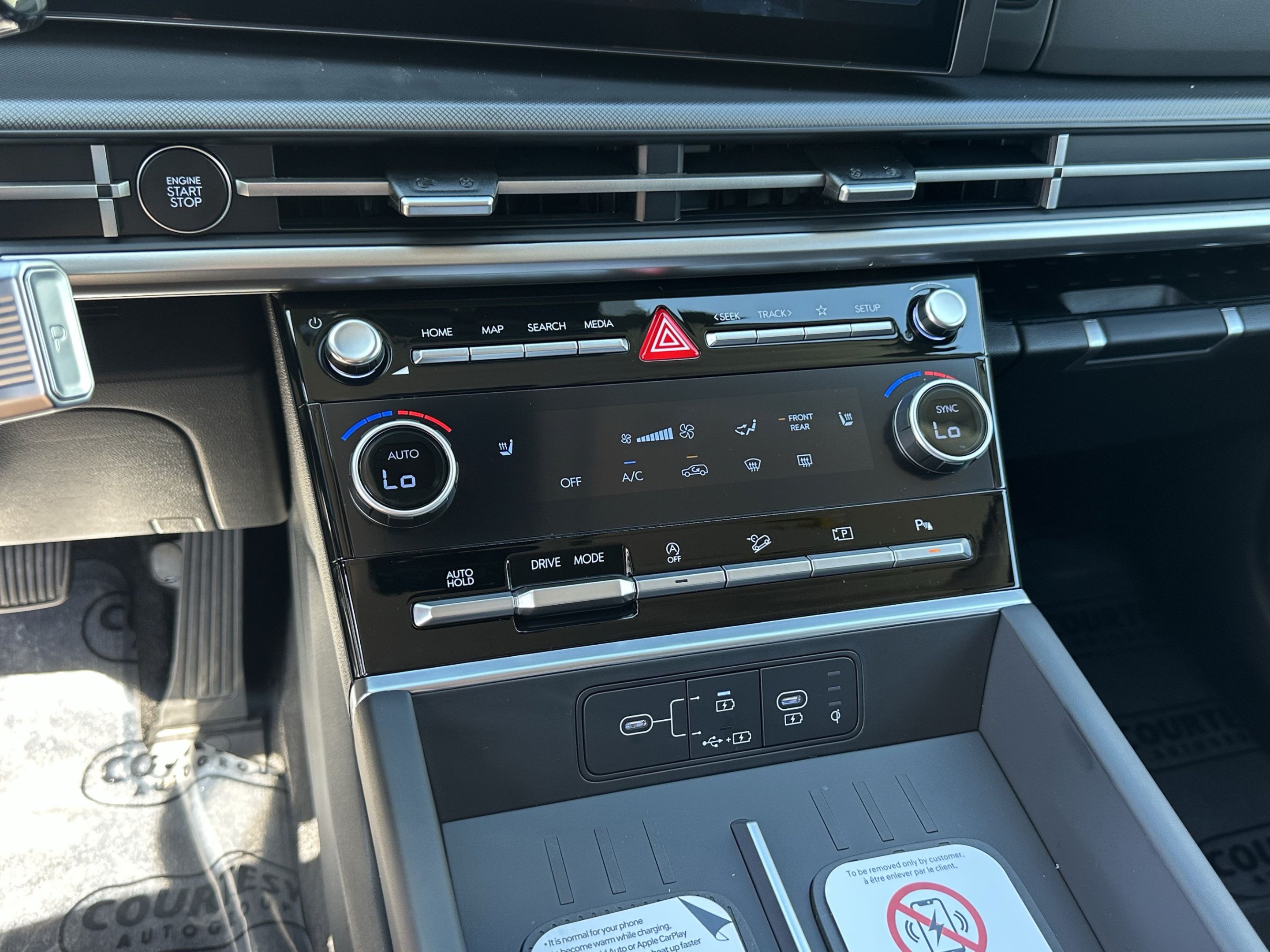 New 2027 Hyundai Santa Fe SEL FWD image 21