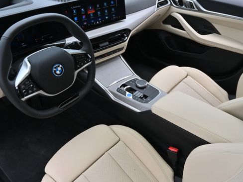 Used 2026 BMW i4 xDrive40i w/ Premium Package AWD/4WD image 14