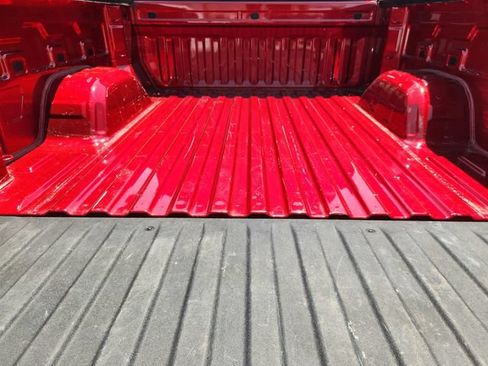 Used 2023 Chevrolet Silverado 1500 LT RWD image 32