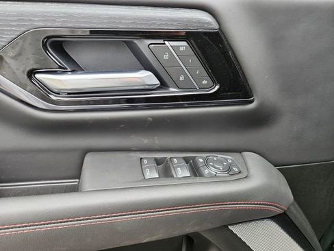 New 2026 GMC Yukon AT4 Ultimate AWD/4WD image 25