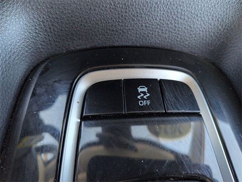 Certified 2025 Toyota Corolla LE image 24