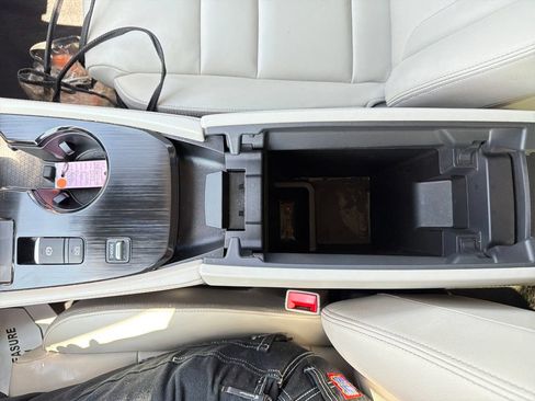 Used 2023 Nissan Rogue SL w/ SL Premium Package FWD image 27