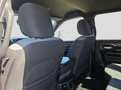 Used 2024 RAM 2500 Big Horn w/ Off Road Package image 14