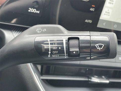 New 2025 Kia K4 GT-Line w/ GT-Line Sunroof Package image 30