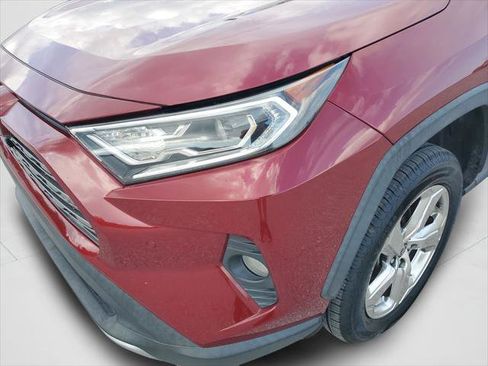 Certified 2021 Toyota RAV4 Limited AWD/4WD image 30