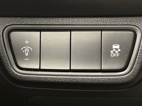 Used 2024 Kia Forte LXS image 24