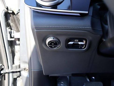 Certified 2023 Mercedes-Benz EQS 580 4MATIC SUV image 36