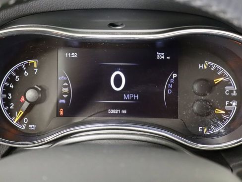 Used 2020 Jeep Grand Cherokee Laredo w/ Laredo X Package RWD image 11