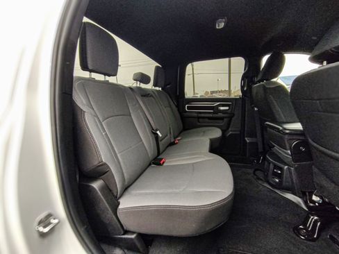 Used 2024 RAM 3500 Big Horn image 10