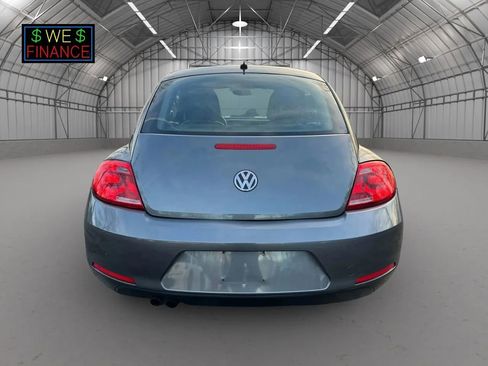 Used 2012 Volkswagen Beetle 2.5 image 4