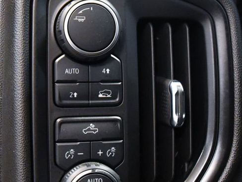 Used 2023 Chevrolet Silverado 1500 Custom AWD/4WD image 21