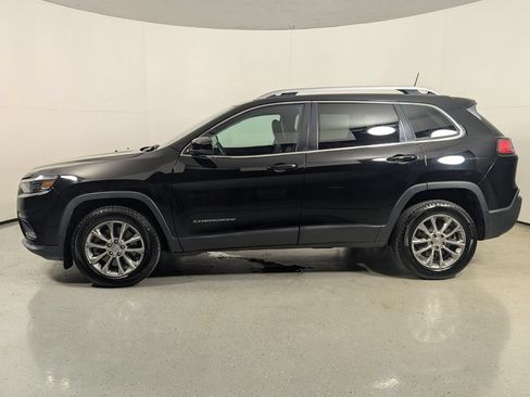 Used 2021 Jeep Cherokee Latitude Lux w/ Comfort/Convenience Group FWD image 4