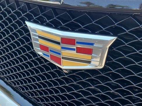 Certified 2022 Cadillac Escalade Sport Platinum w/ Heavy-Duty Trailer Package AWD/4WD image 31