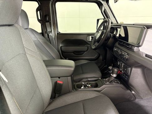 New 2026 Jeep Wrangler Willys AWD/4WD image 13