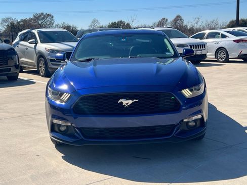 Used 2016 Ford Mustang Premium image 2