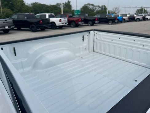 New 2025 RAM 2500 Tradesman AWD/4WD image 18