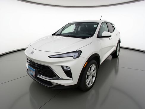 Used 2025 Buick Encore GX Preferred image 2