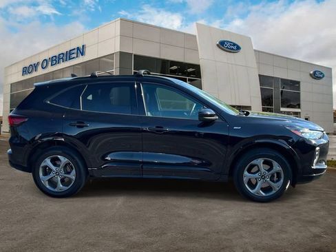 Certified 2024 Ford Escape ST-Line Select w/ Tech Pack #1 AWD/4WD image 6