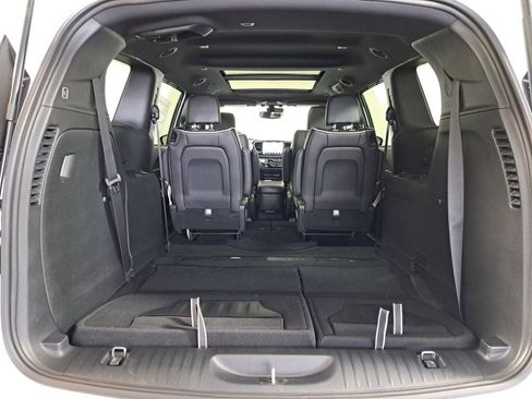 New 2026 Chrysler Pacifica Limited image 27