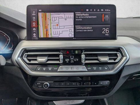 Used 2023 BMW X4 xDrive30i w/ M Sport Package AWD/4WD image 15