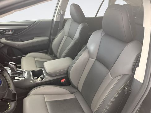 Used 2024 Subaru Outback Onyx Edition AWD/4WD image 11