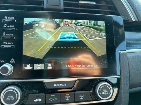 Used 2019 Honda Civic Sport image 3