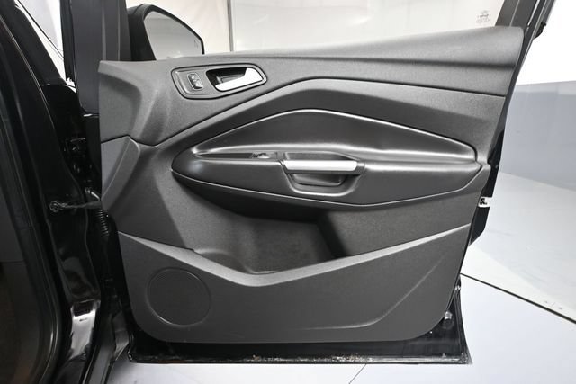 Used 2019 Ford Escape SE FWD image 34