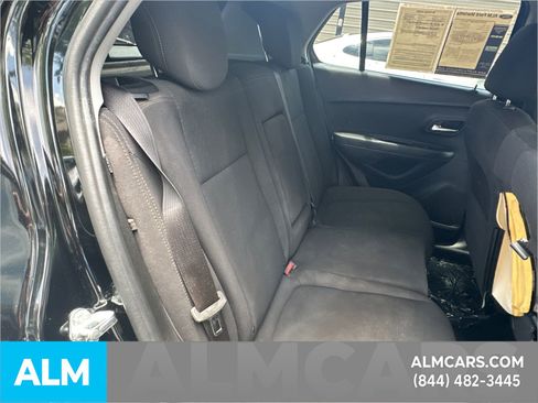 Used 2019 Chevrolet Trax LS FWD image 17