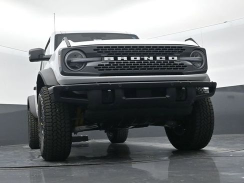 New 2025 Ford Bronco Badlands image 18