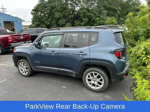 Used 2020 Jeep Renegade Latitude w/ Cold Weather Group AWD/4WD image 5