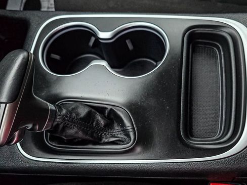 Used 2019 Dodge Durango SXT AWD/4WD image 13