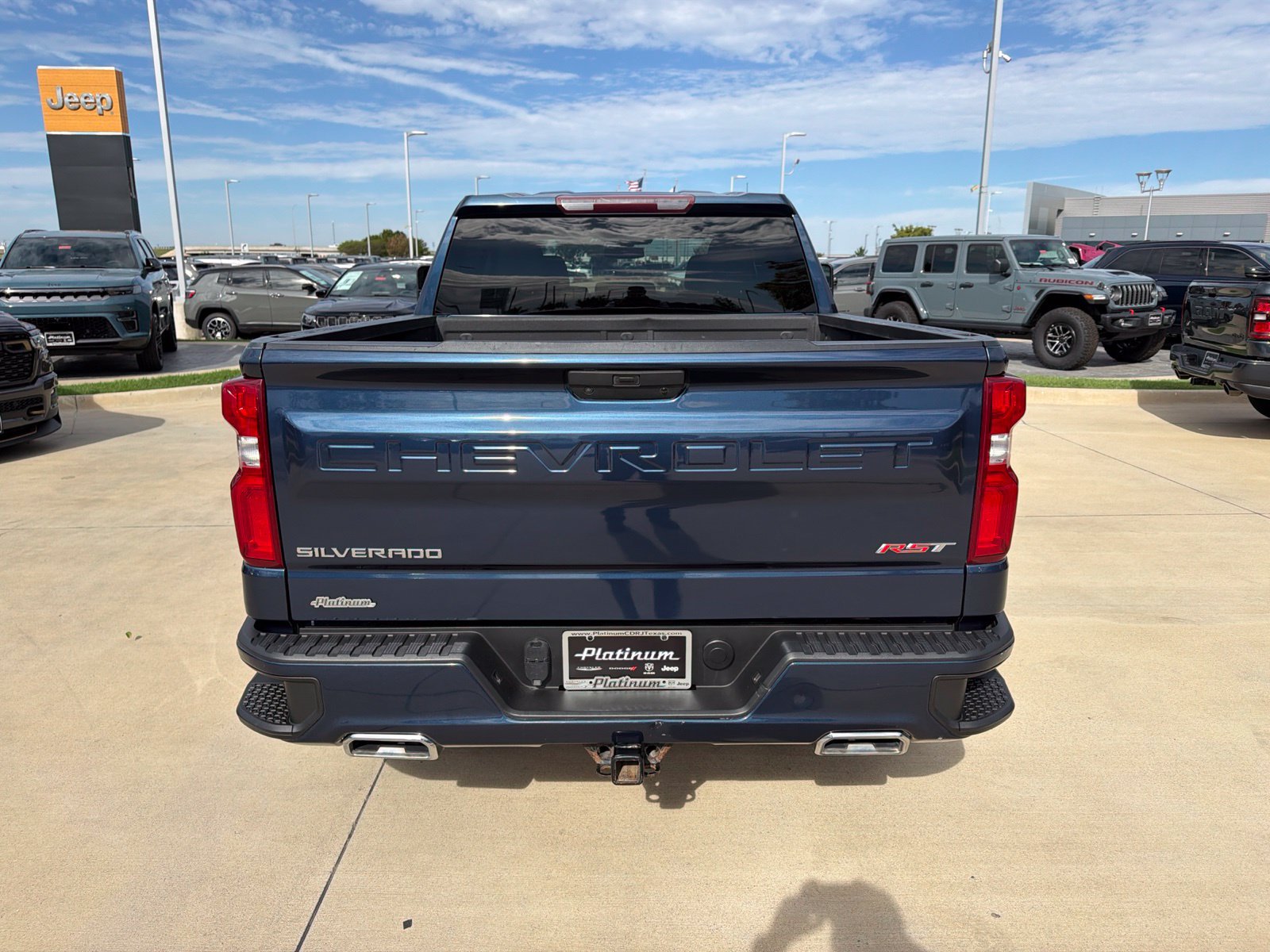 Used 2021 Chevrolet Silverado 1500 RST AWD/4WD image 4