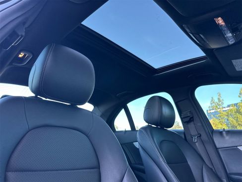 Used 2018 Mercedes-Benz C 300 Sedan image 17