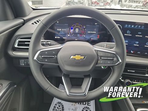 New 2026 Chevrolet Traverse LT w/ Driver Confidence Package image 9