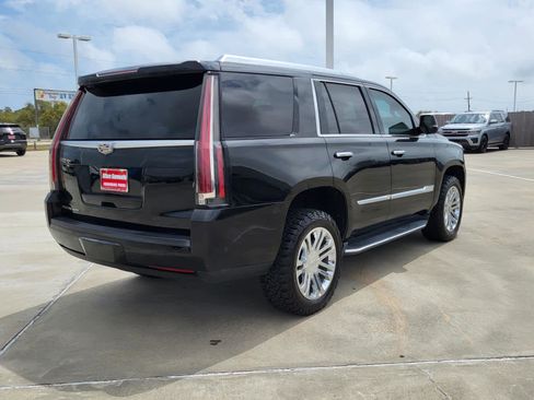 Used 2018 Cadillac Escalade 2WD image 5